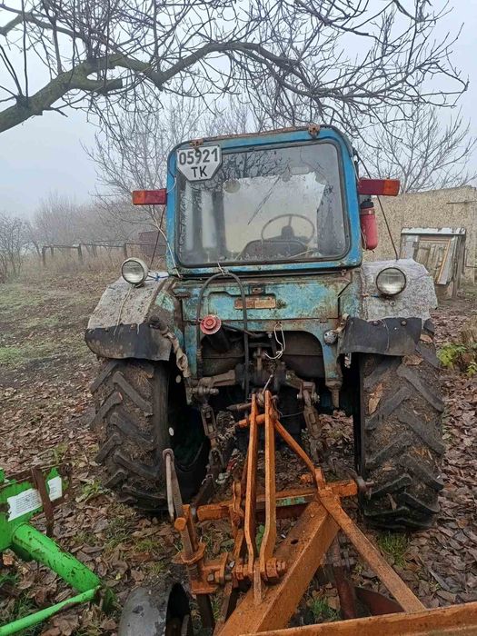 Продам трактор мтз