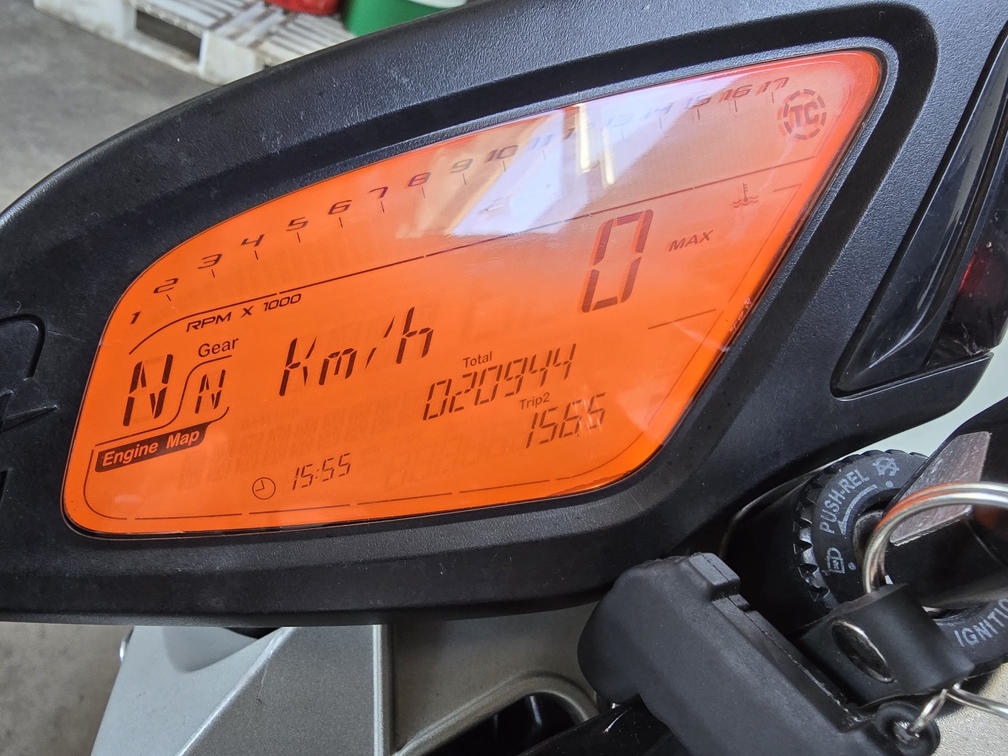 MV Agusta Brutale 800 quickshifter kontrola trakcji 20k przebiegu 13r