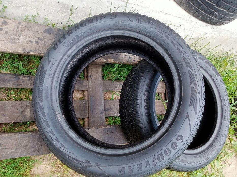 205 55 r16 Good Year UltraGrip 9