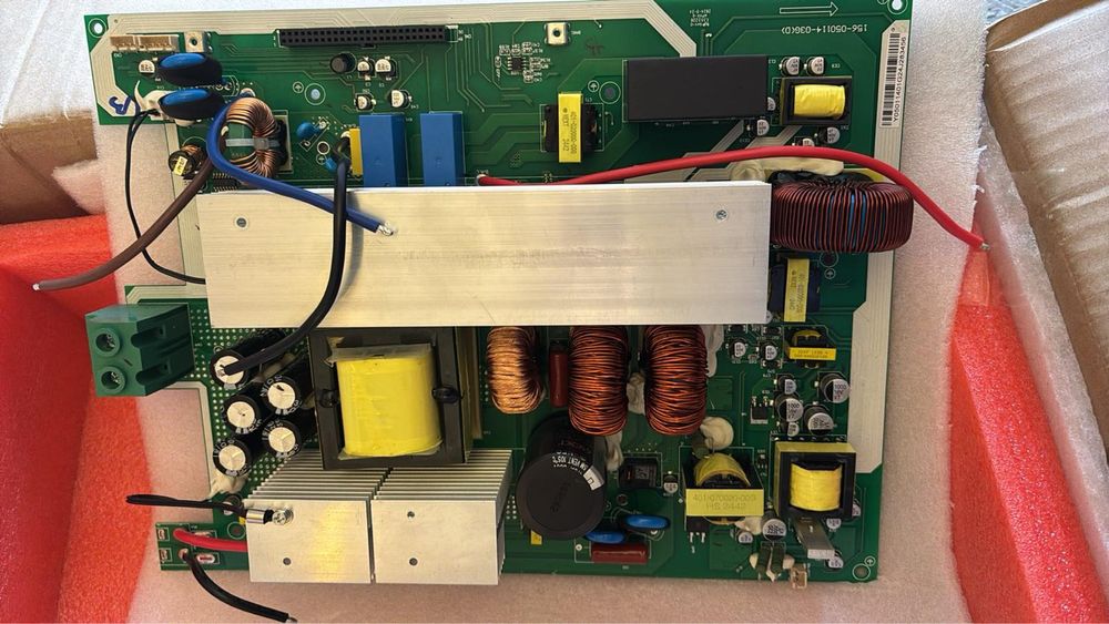 Материнська плата до інвертора PowMr 3 кВт