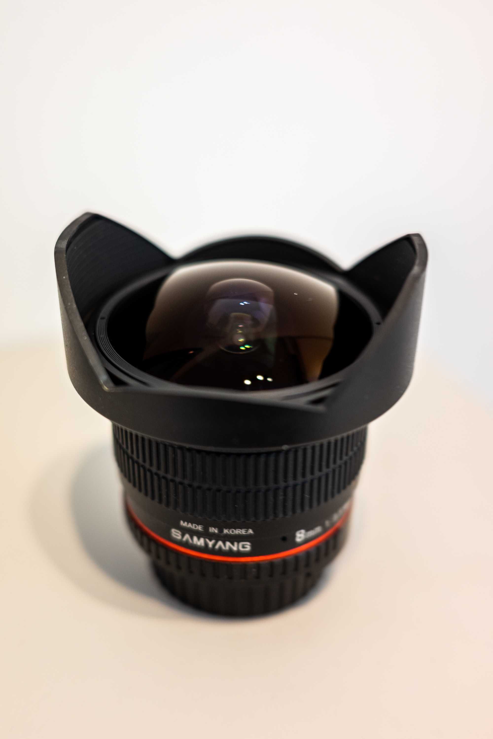 Obiektyw Samyang 8mm Fish-Eye CS II Nikon F - stan igła