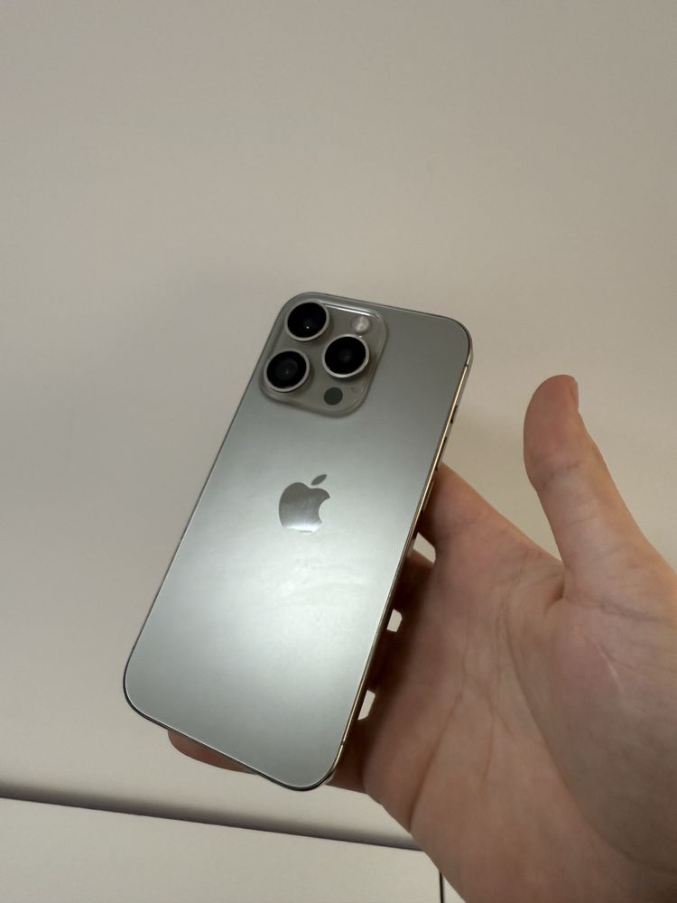 USED Apple iPhone 15 Pro 128Gb. ( Natural Titanium )