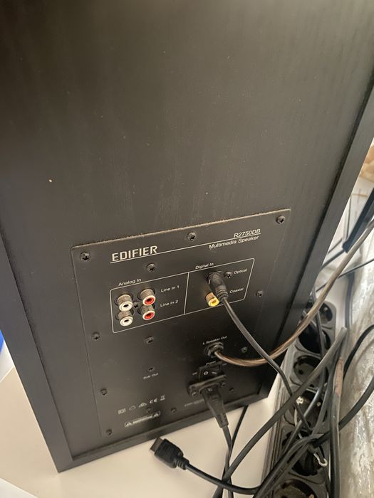Edifier R2750DB акустика