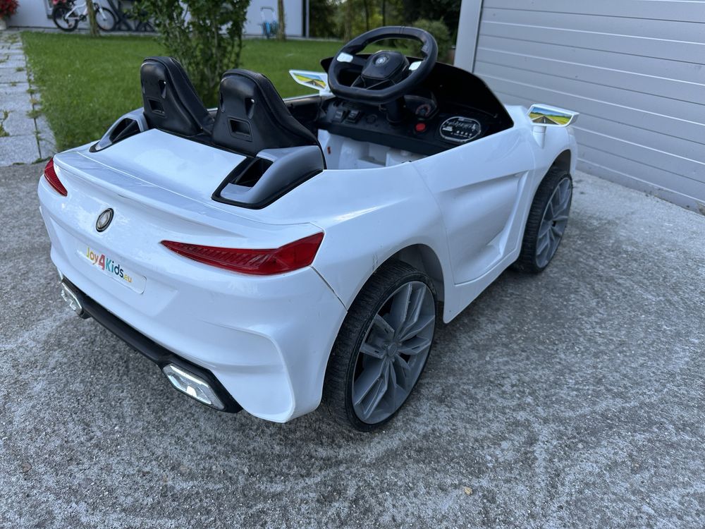 Auto na akumulator Carbio GT Z4