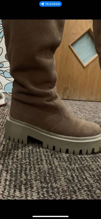 Чоботи-труби з натуральної замші