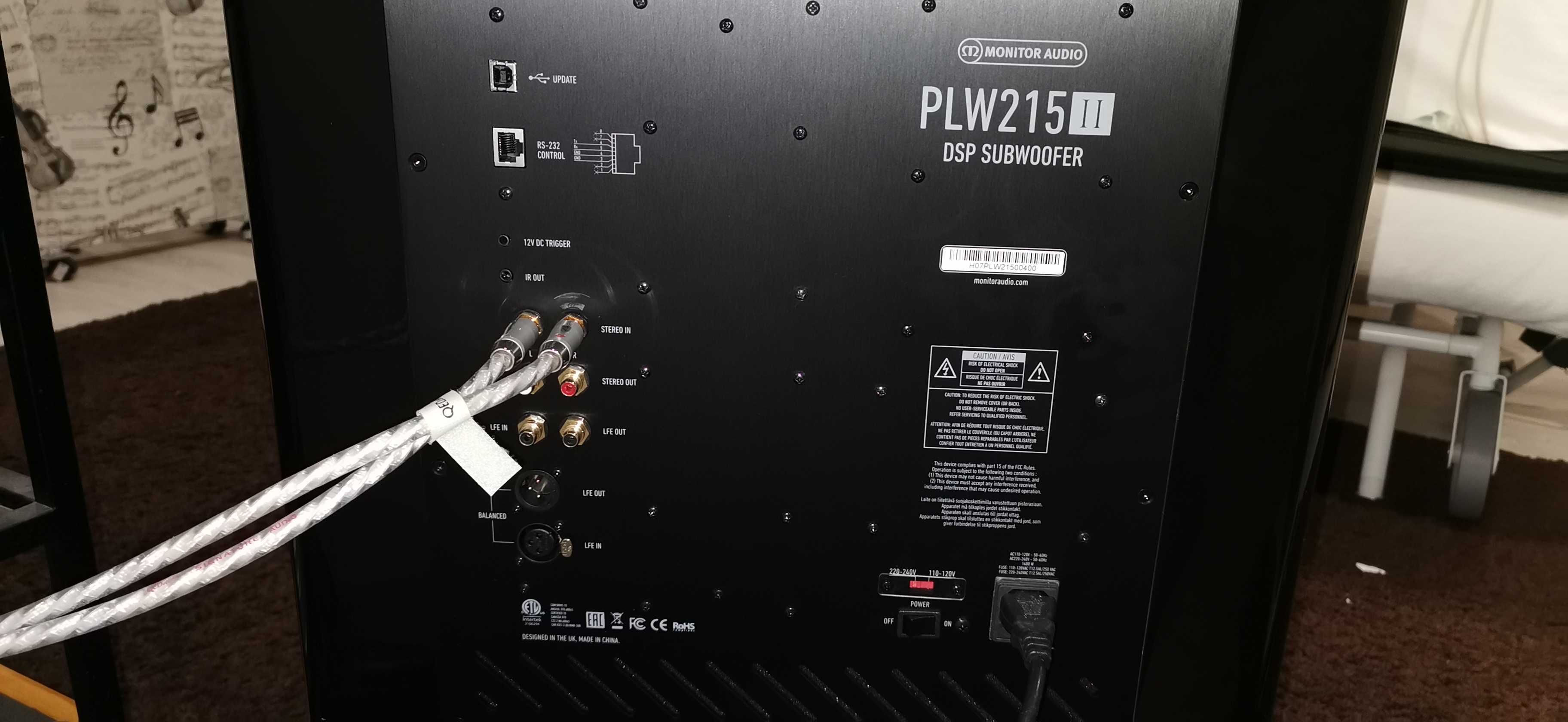 subwoofer coluna activa Monitor Audio Platinum PLW215 II