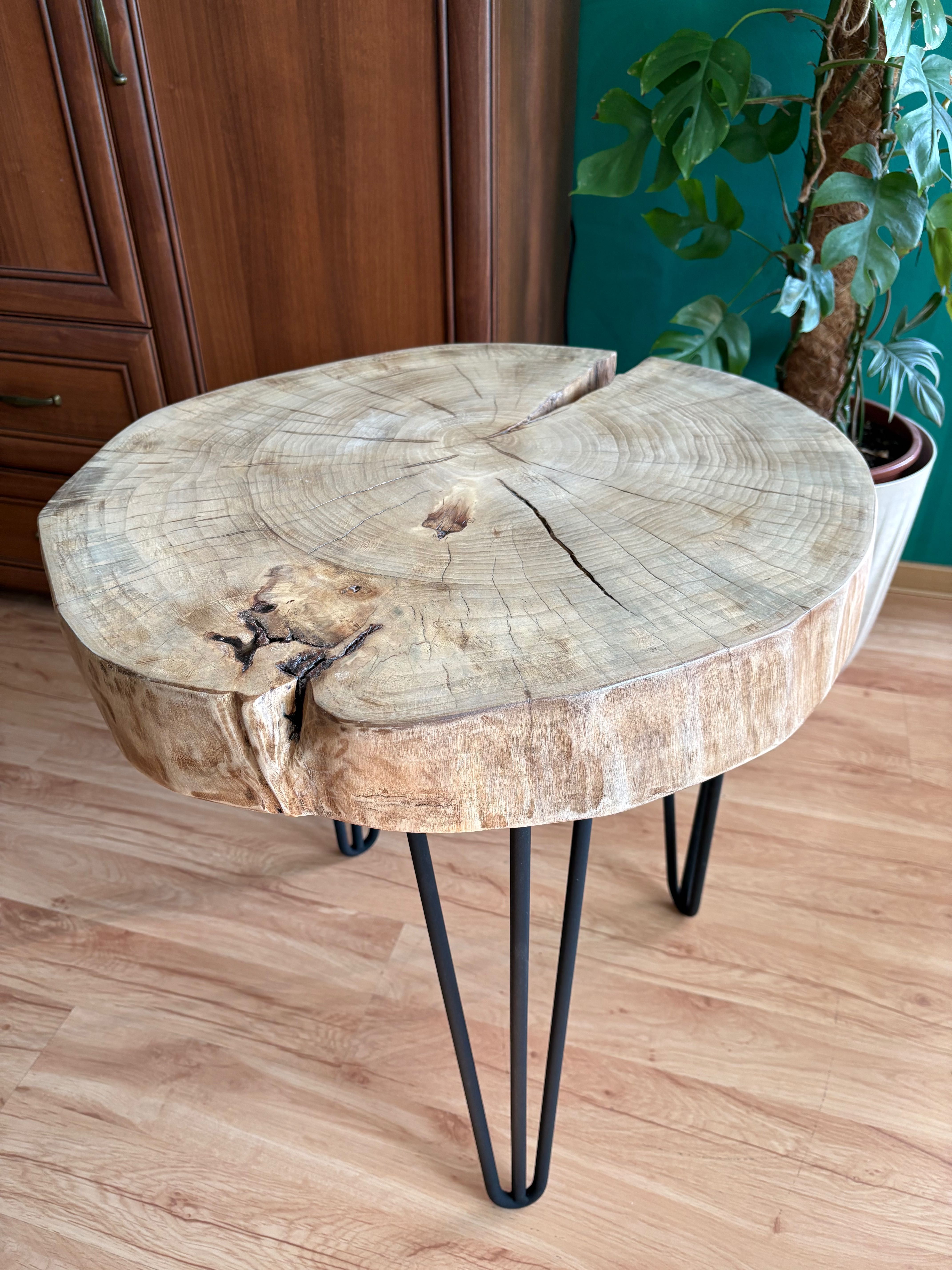 stół drewniany, stolik kawowy okrągły z naturalnego drewna handmade