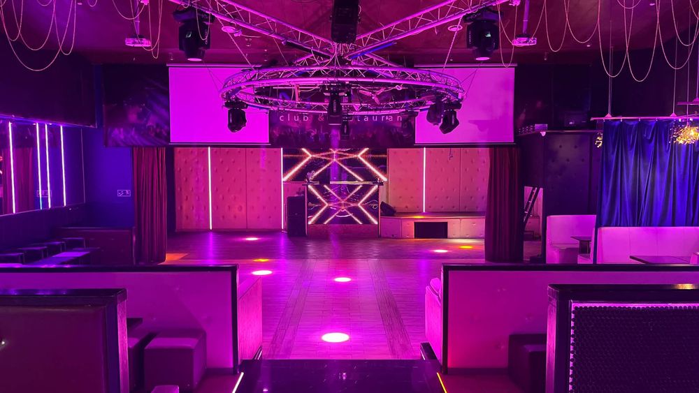 Odstąpię gotowy biznes – Klub taneczny + pizzeria + letni ogródek