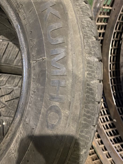 Шини зимові KUMHO
