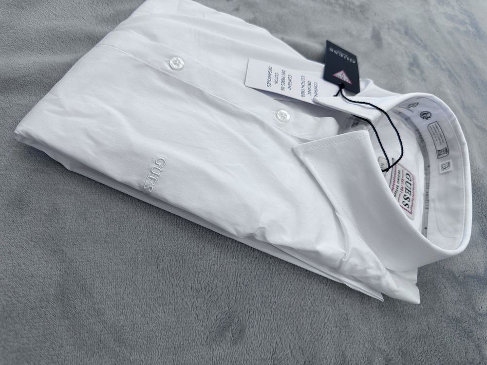 Оригінальна сорочка GUESS
