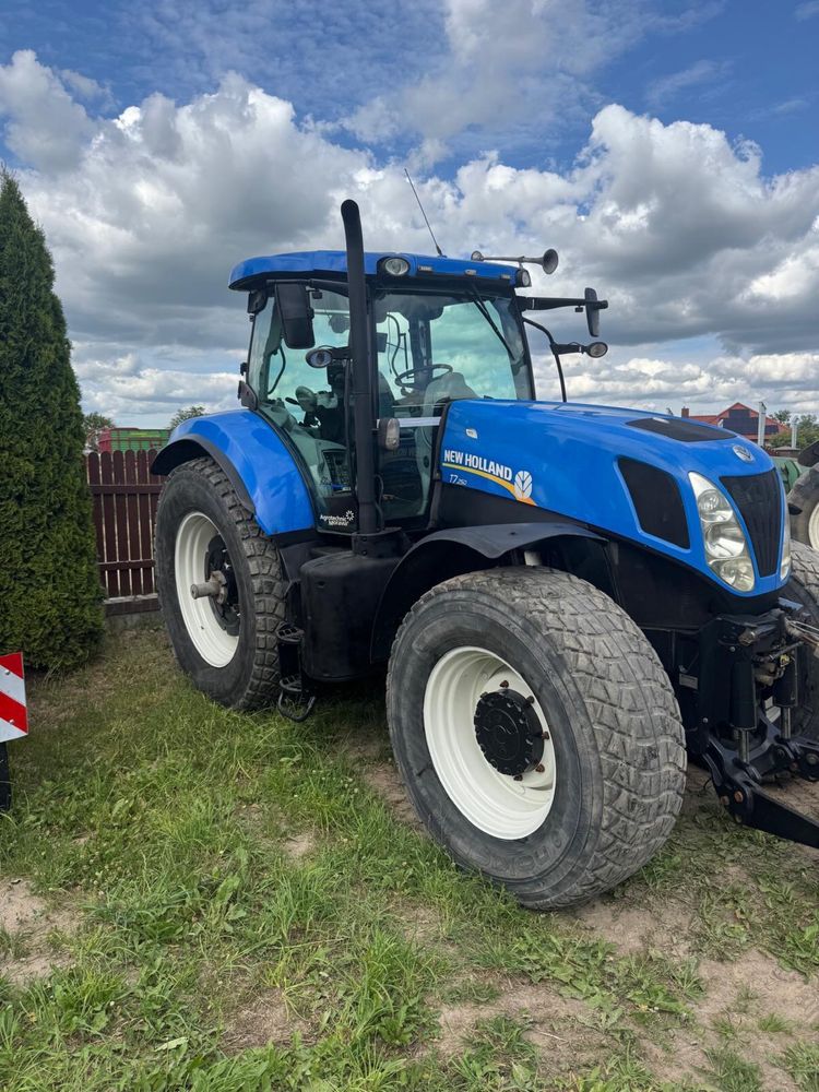 New Holland T7.250