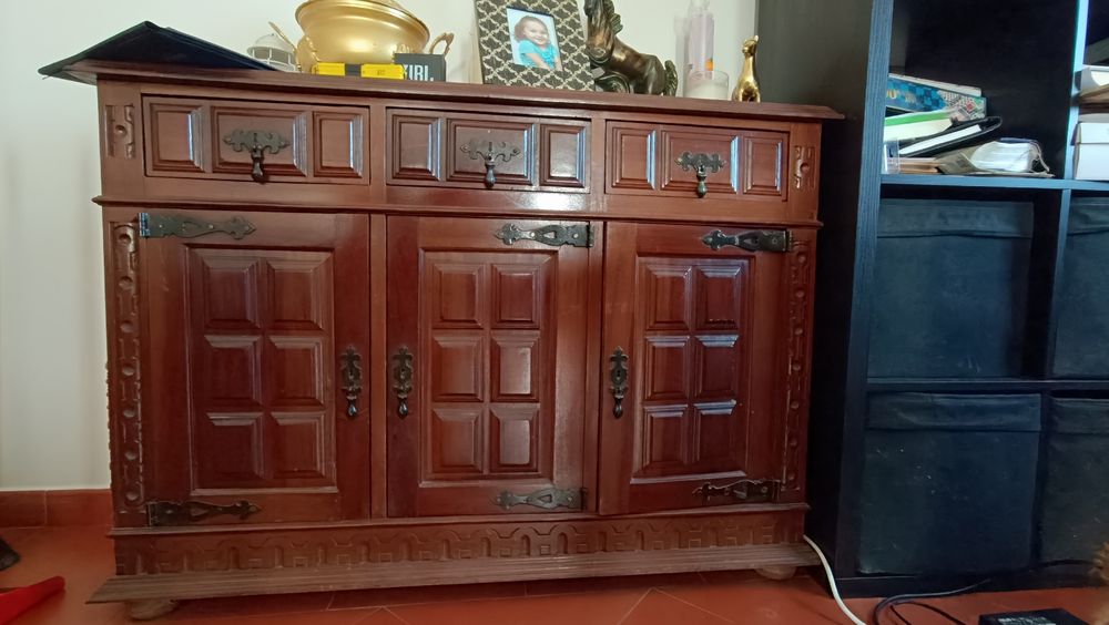 Comoda em madeira massiça Vintage