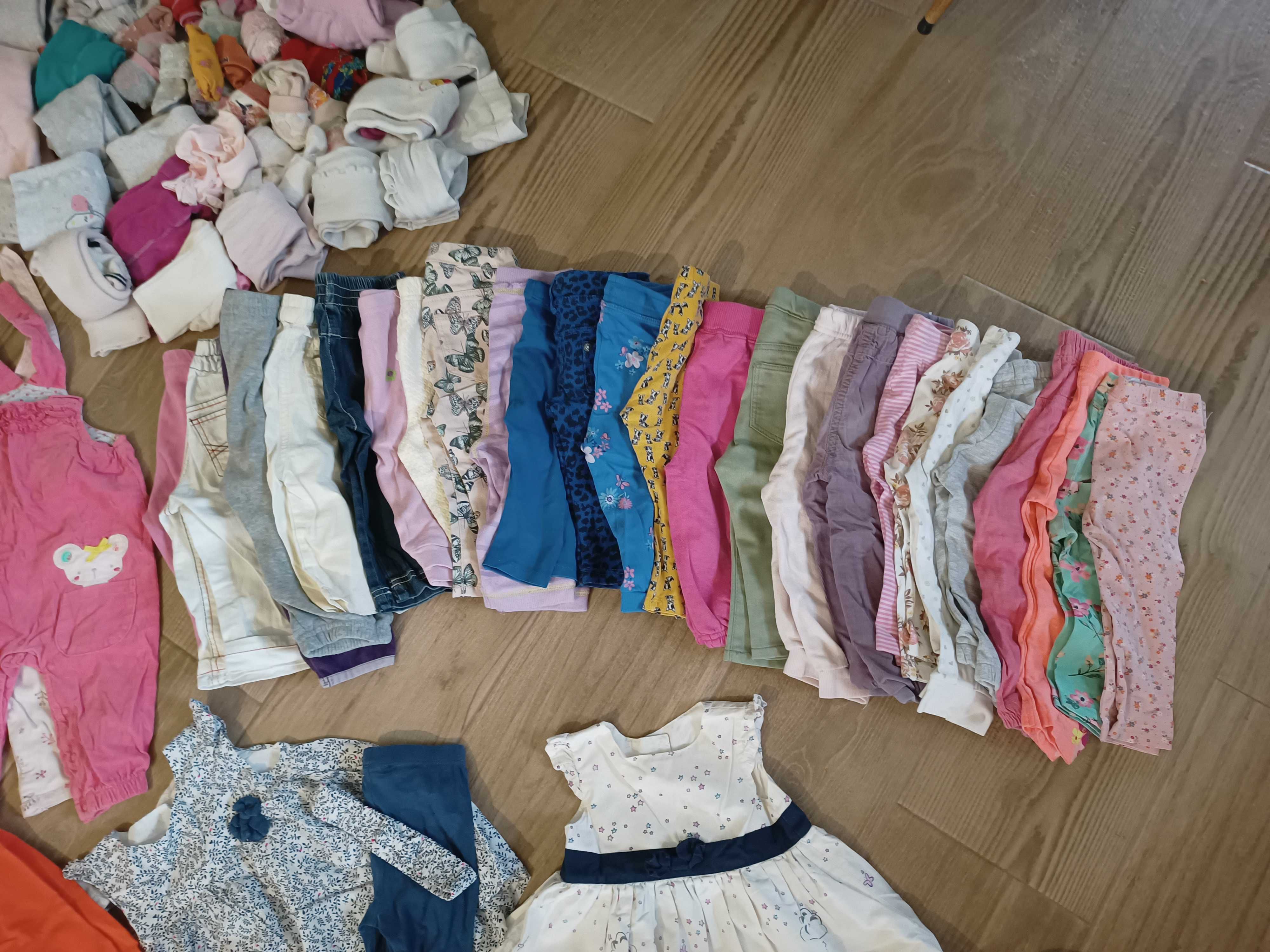MEGA Paczka ubrań dla dziewczynki 74-80 + gratisy / ponad 160 szt.