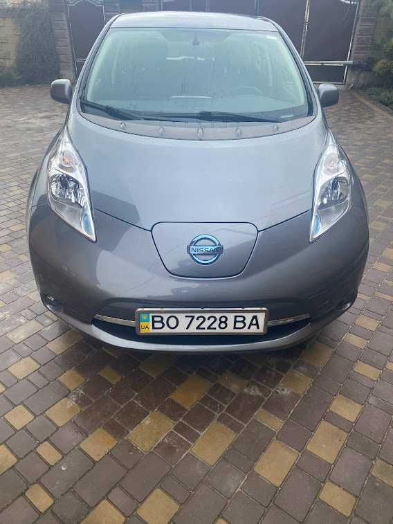 Продам Nissan Leaf 2015 року