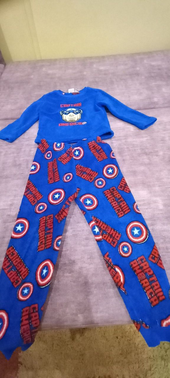 Dres Capitan America r.98