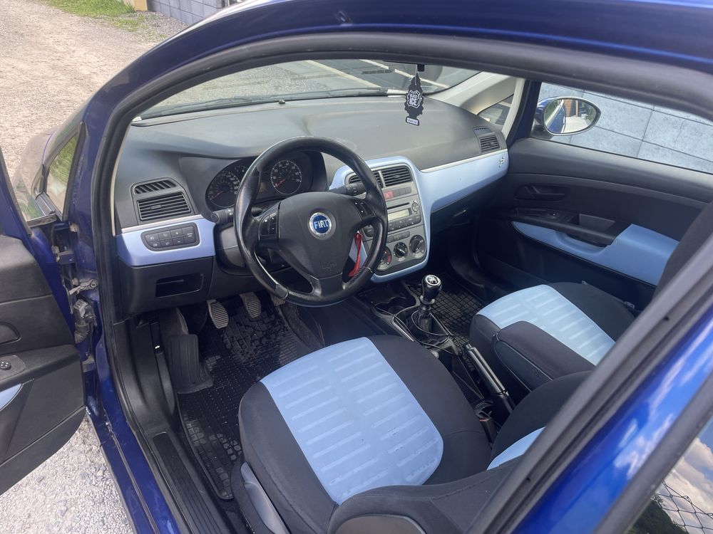 Fiat Grande Punto 1.4 75km fajny stan 2007 klima