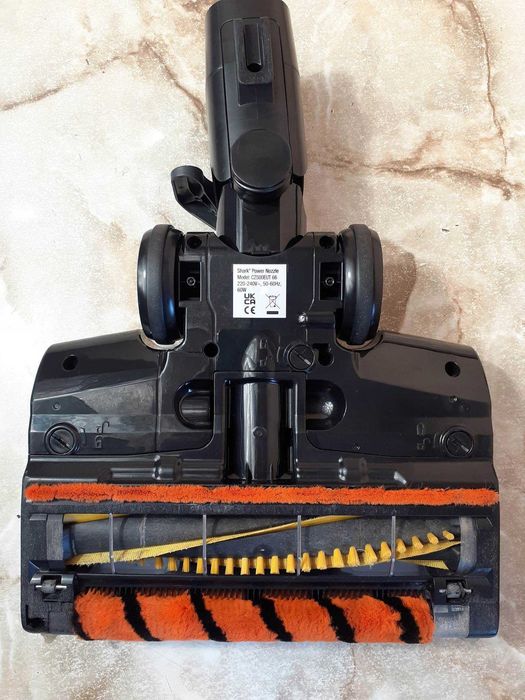 Odkurzacz bezworkowy Shark CZ500EUT