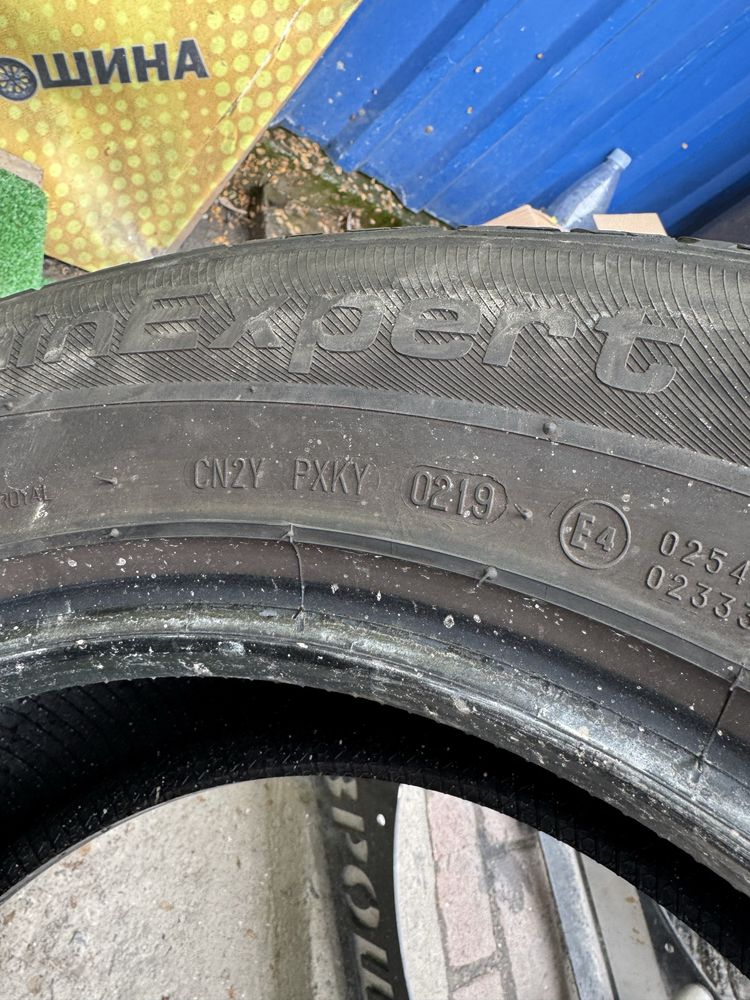 Шини Uniroyal RainExpert 225/65r17 ЛІто Склад