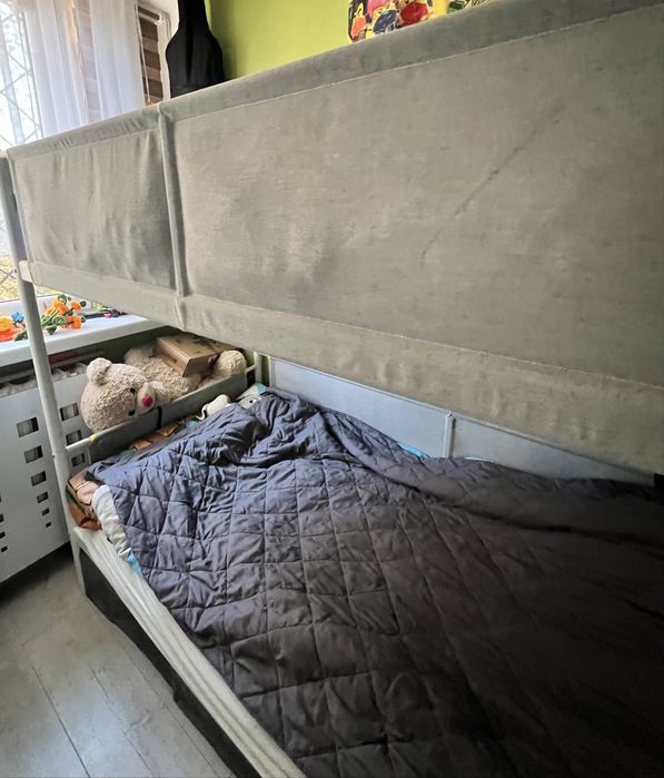 Łóżko piętrowe Ikea Vitval z materacami