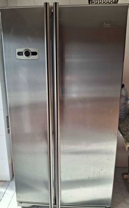 Maquina de lavar e Frigorífico de inox