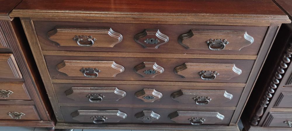 Várias comodas  bom estado