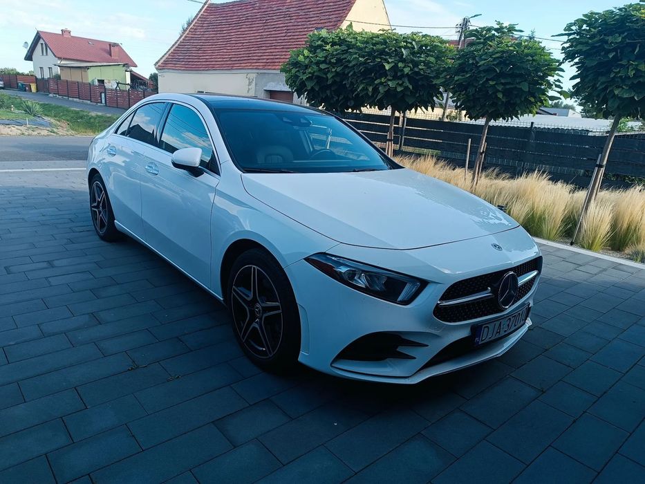 Mercedes-Benz Klasa A Mercedes A220 benzyna automat Sedan