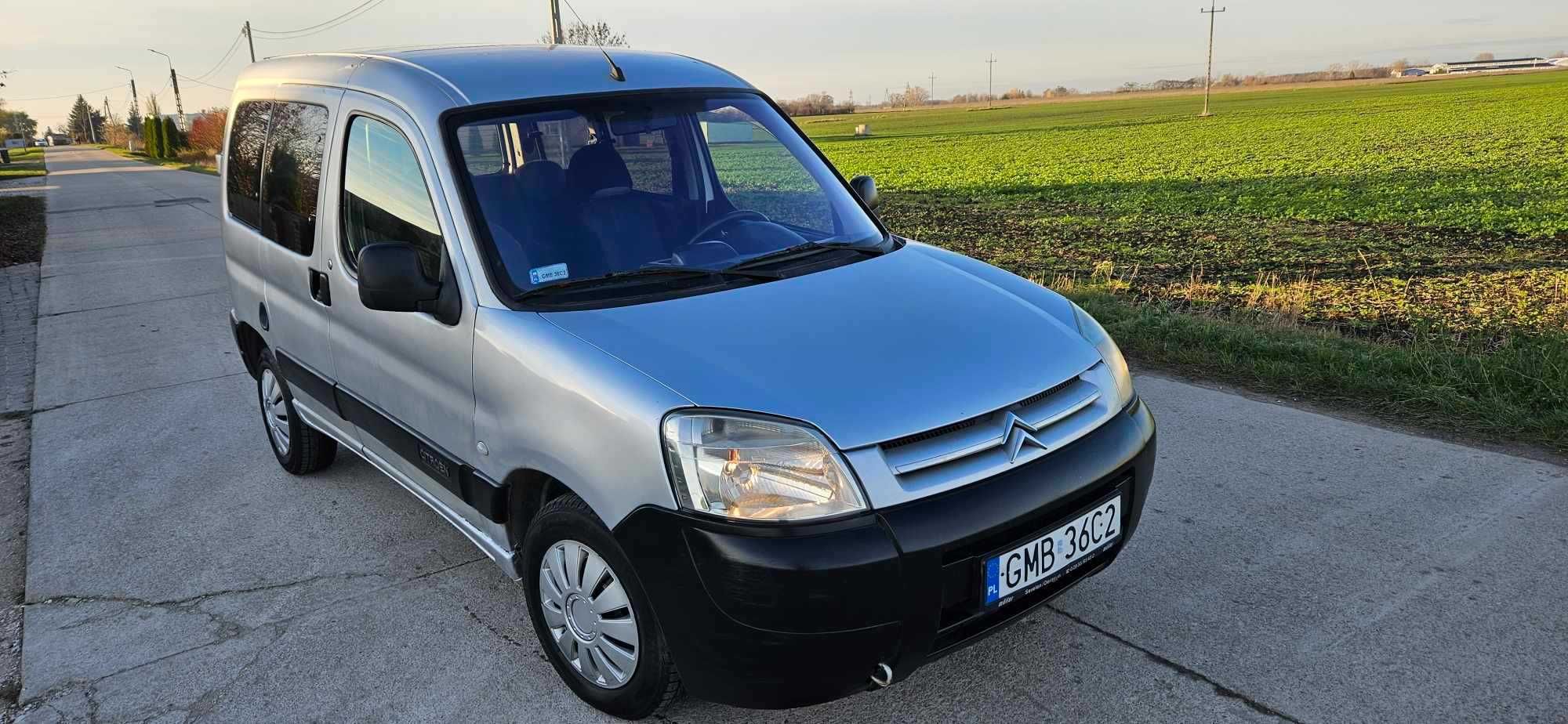 SPRZEDAŻ LUB ZAMIANA Citroen Berlingo 1.9 diesel 2005