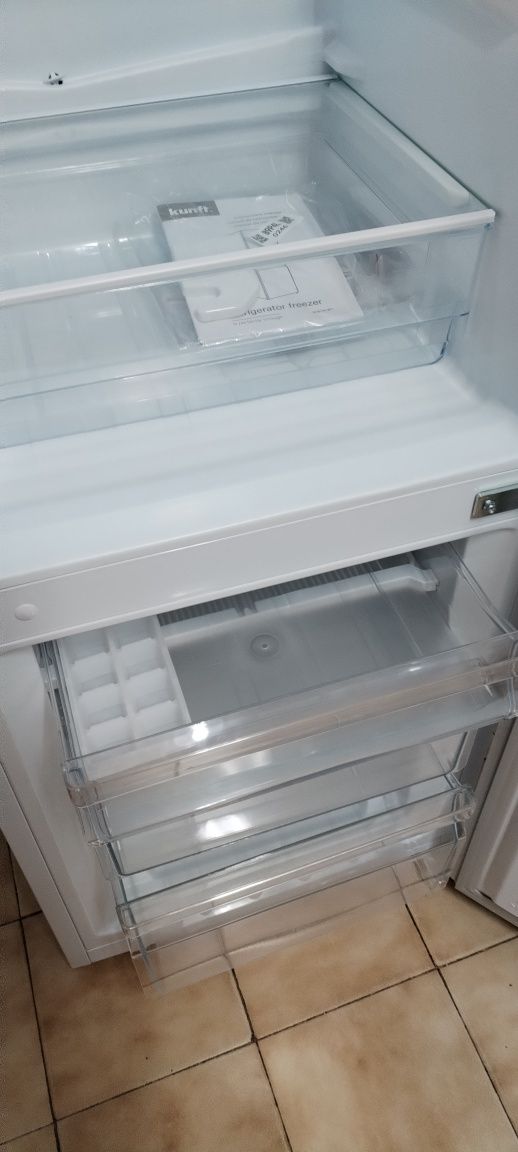 Combinado  com 4 meses de uso, na garantia...