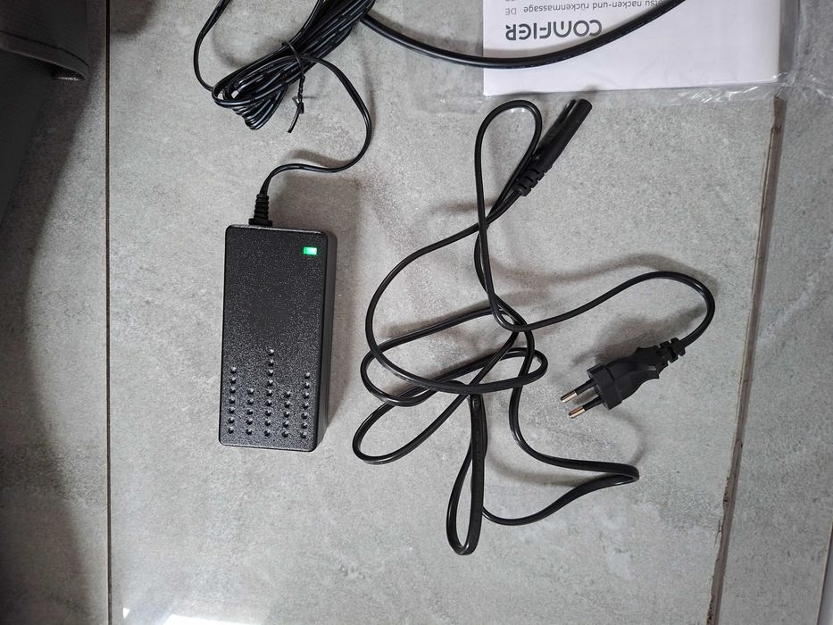 Mata masująca Comfier CF-2307A odcienie szarości