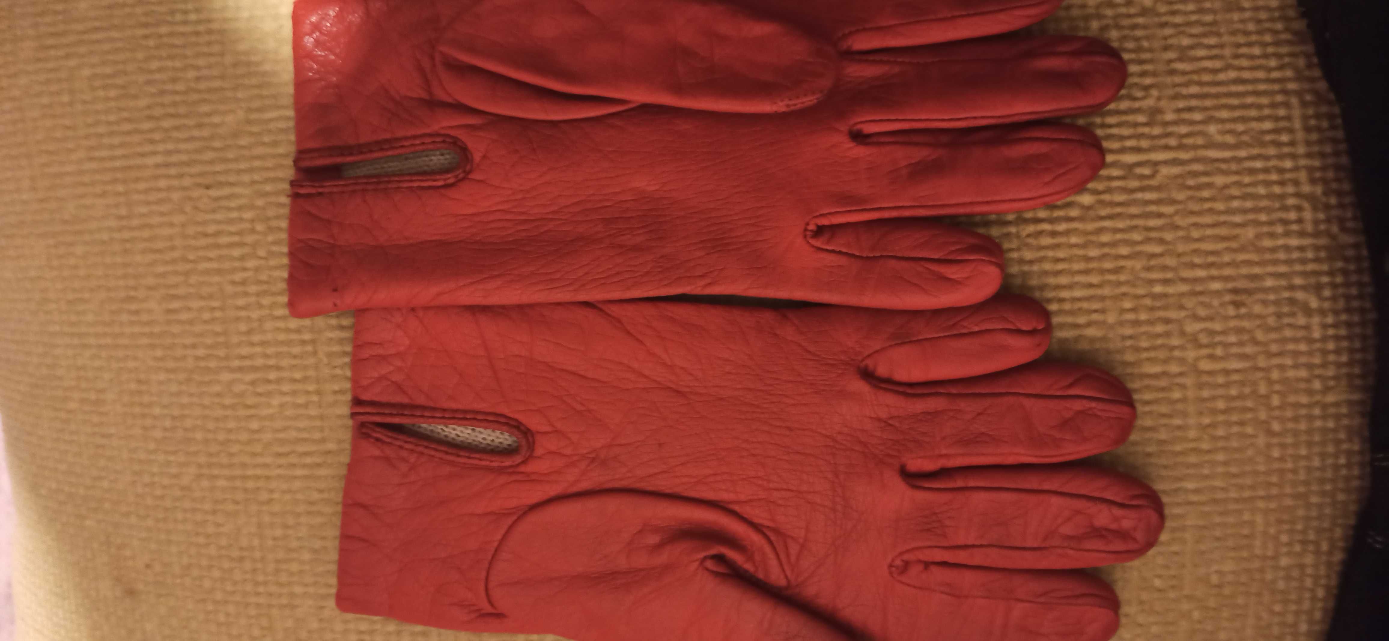 Женские кожаные перчатки и другие