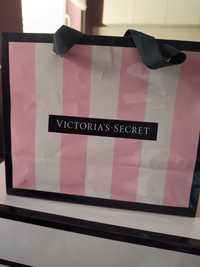 Torebki Victoria's Secret małe zakupowe.
