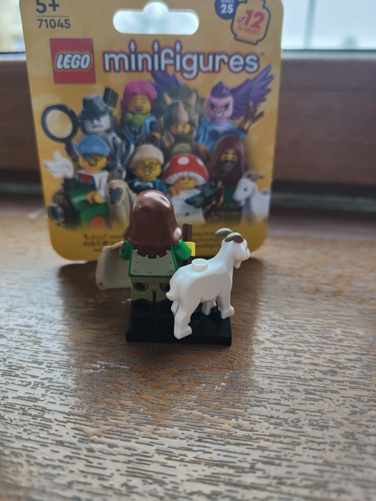 Figurki LEGO seria 25 pasterz z kozą