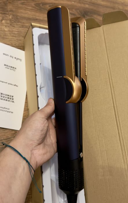 Airstrait prostownica suszarko-prostownica