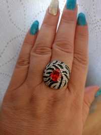 Unikatowy pierścionek kryształ rubin