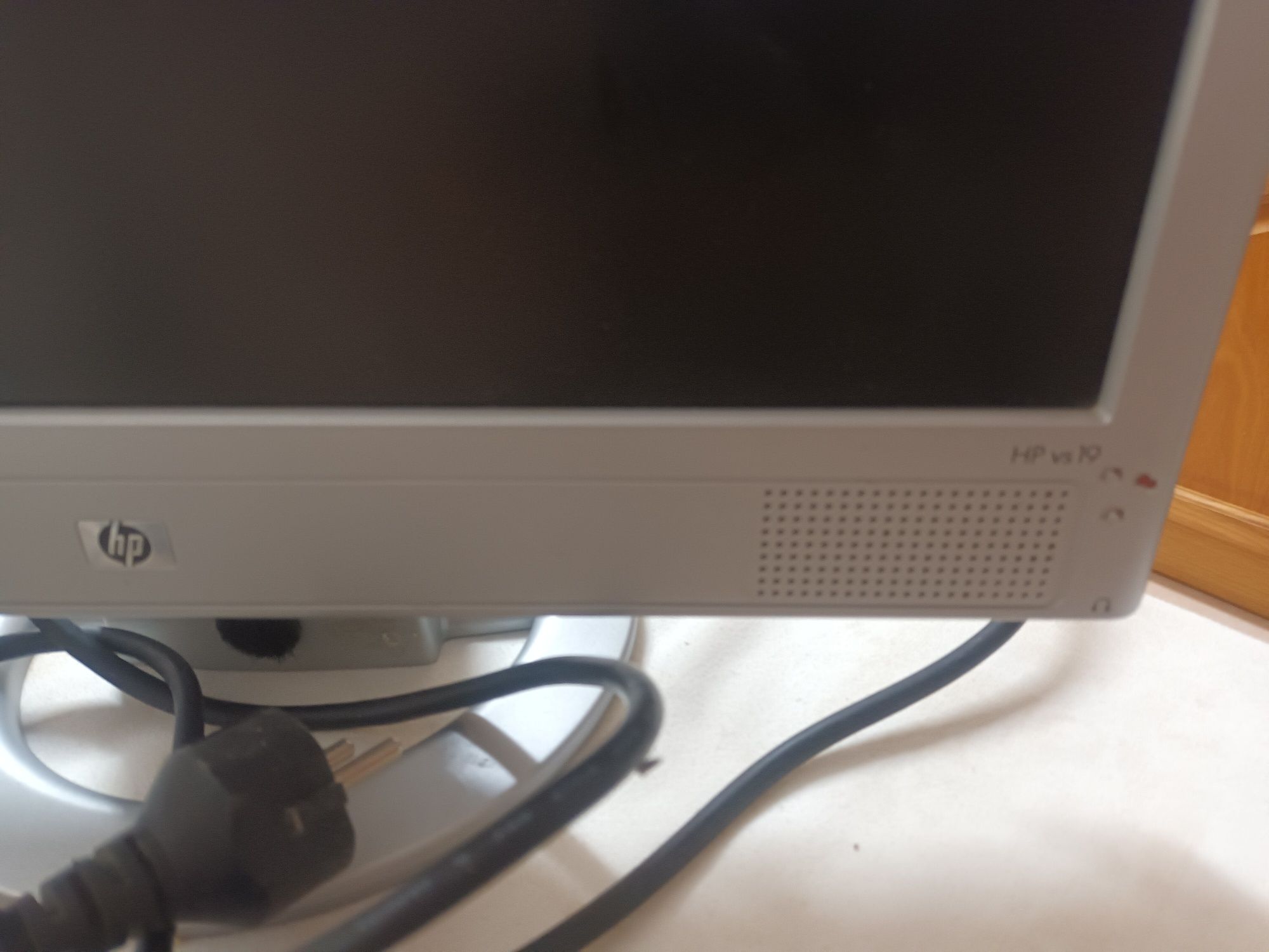 Monitor HP 19 polegadae