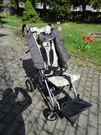 Wózek typu parasolka dla dziecka niepełnosprawnego