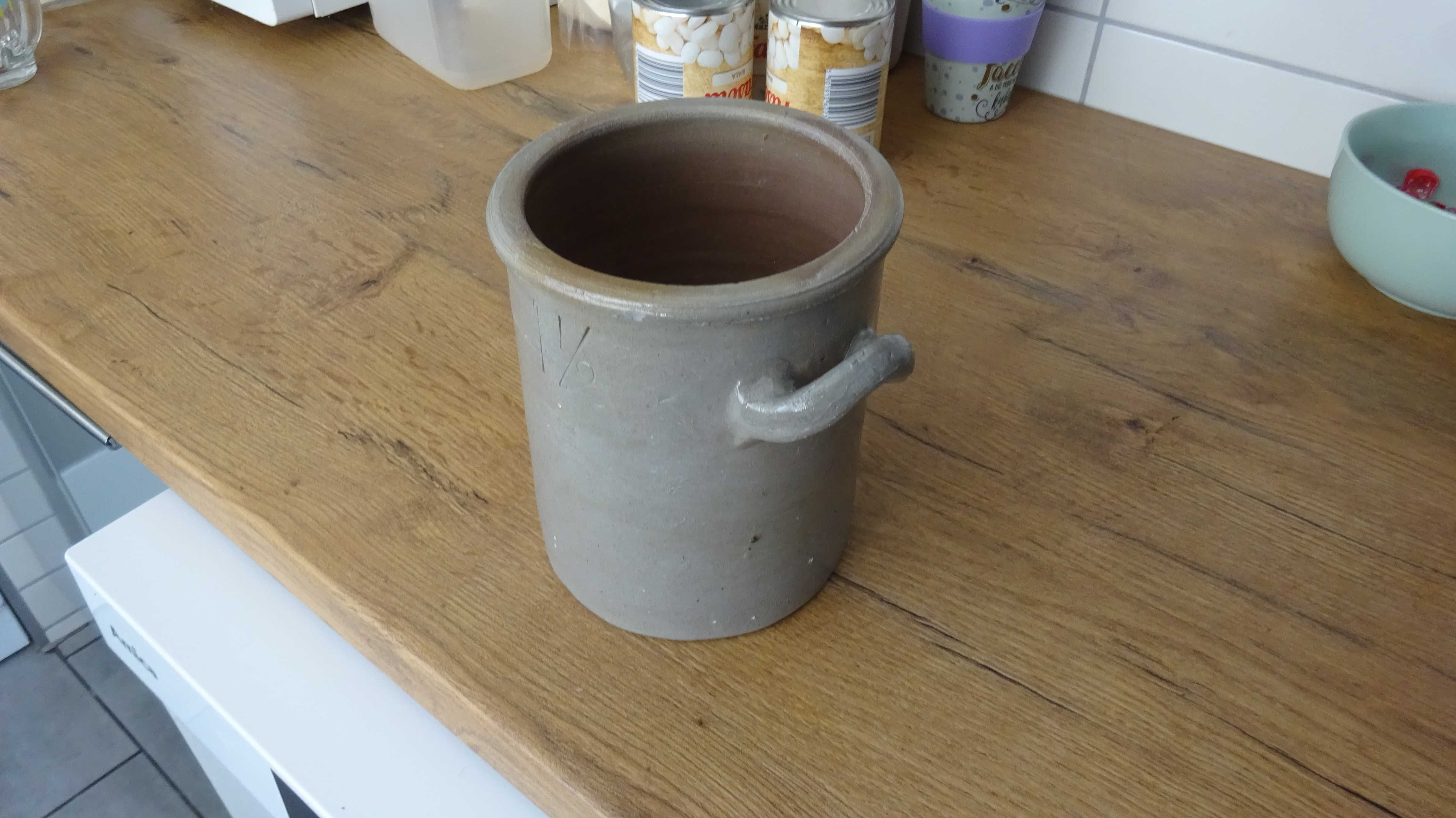 Ceramiczny pojemnik na przybory kuchenne i inne