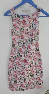 Vestido florido Zara