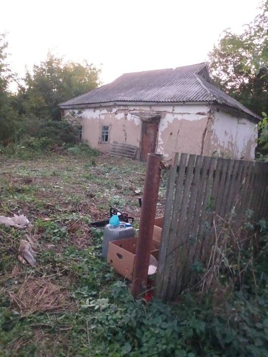 Продам хату в чудовому місці, в центрі села Черняхівка