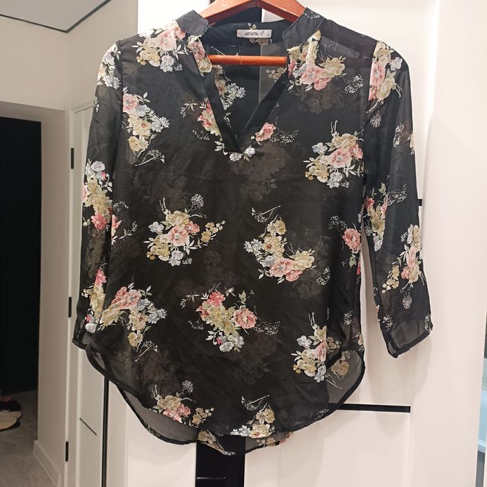 Блузи розмірів С