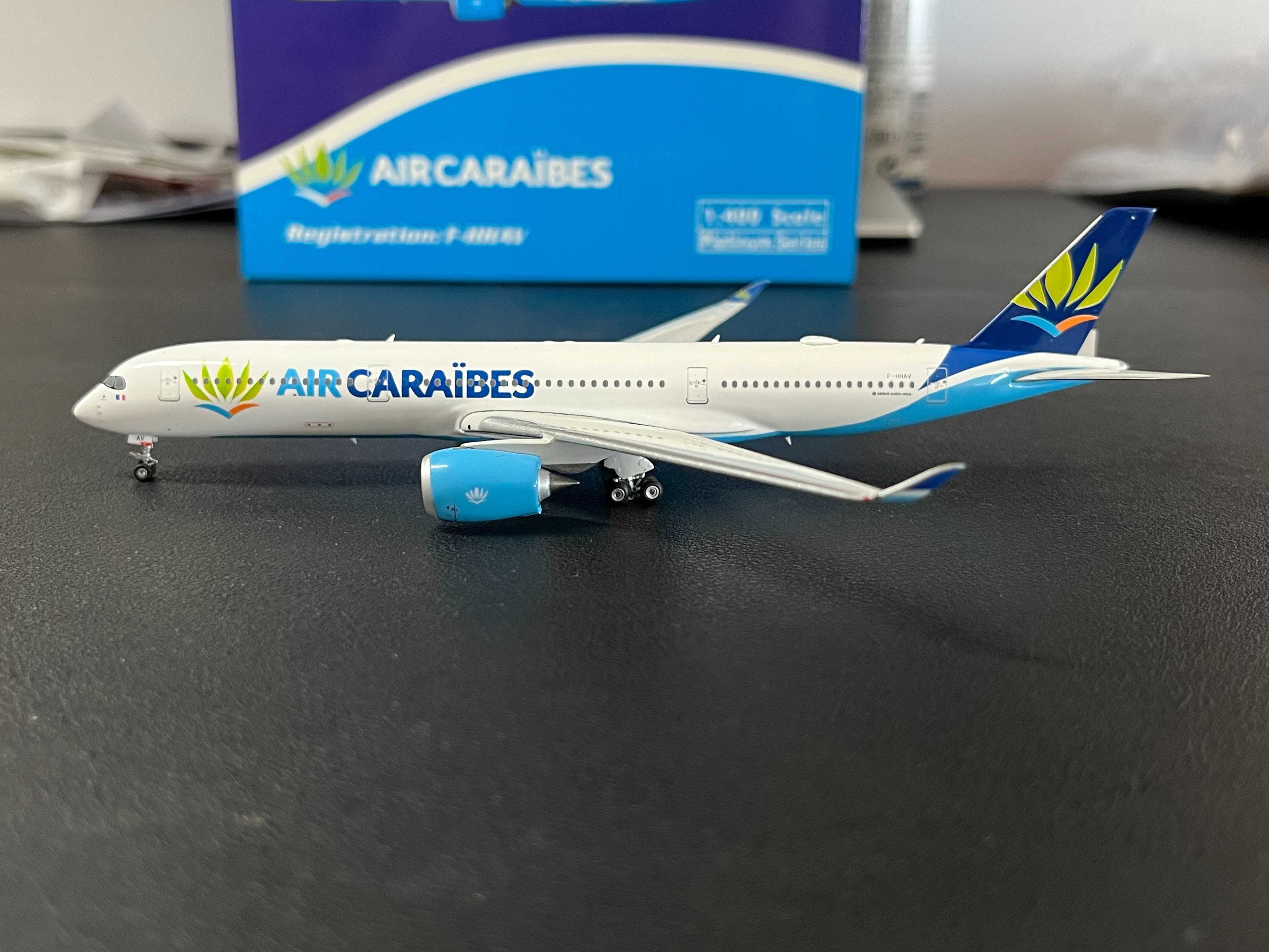 Miniatura Air Caribes A350