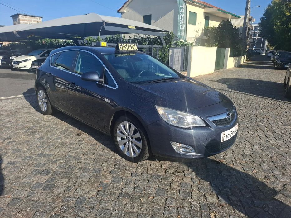 Opel Astra 1.4 Cosmo