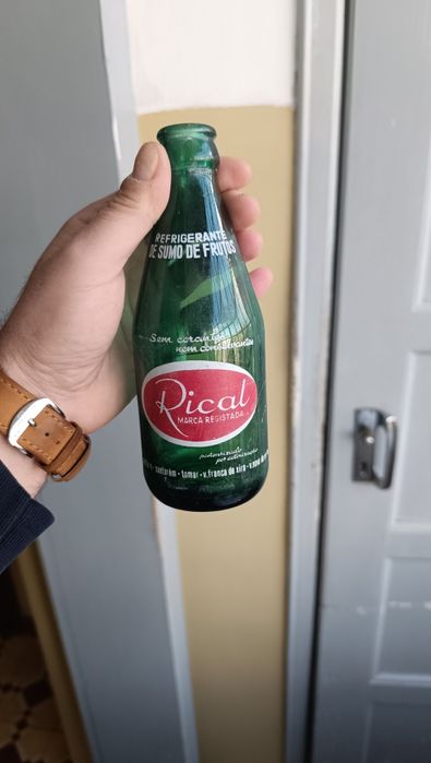 Garrafas antigas rical e água termal da Luso bom estado