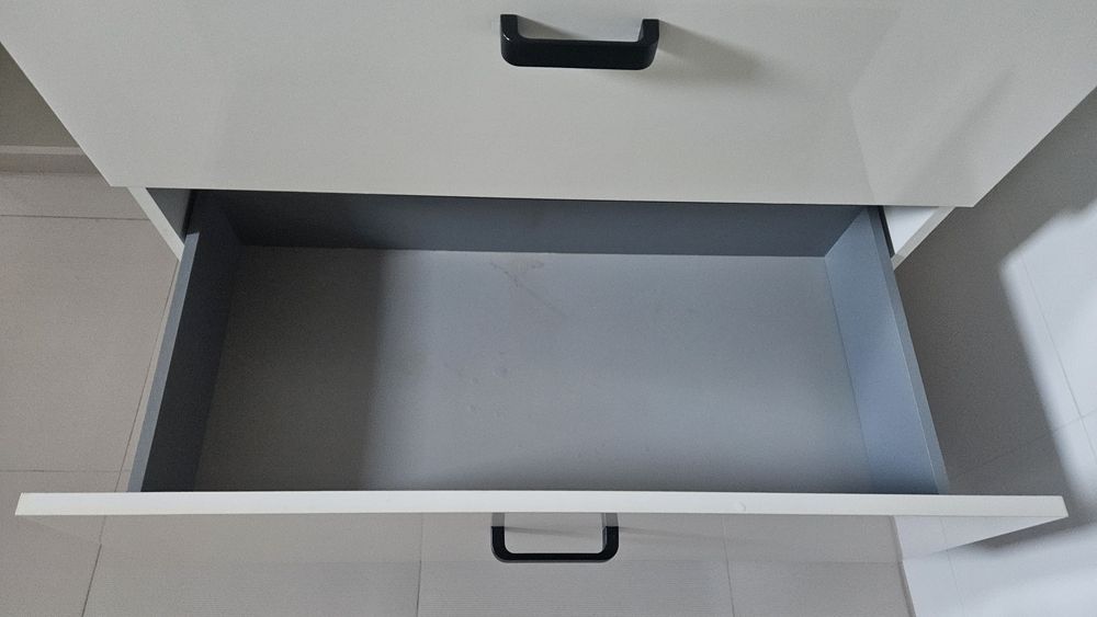 Meble łazienkowe + umywalka