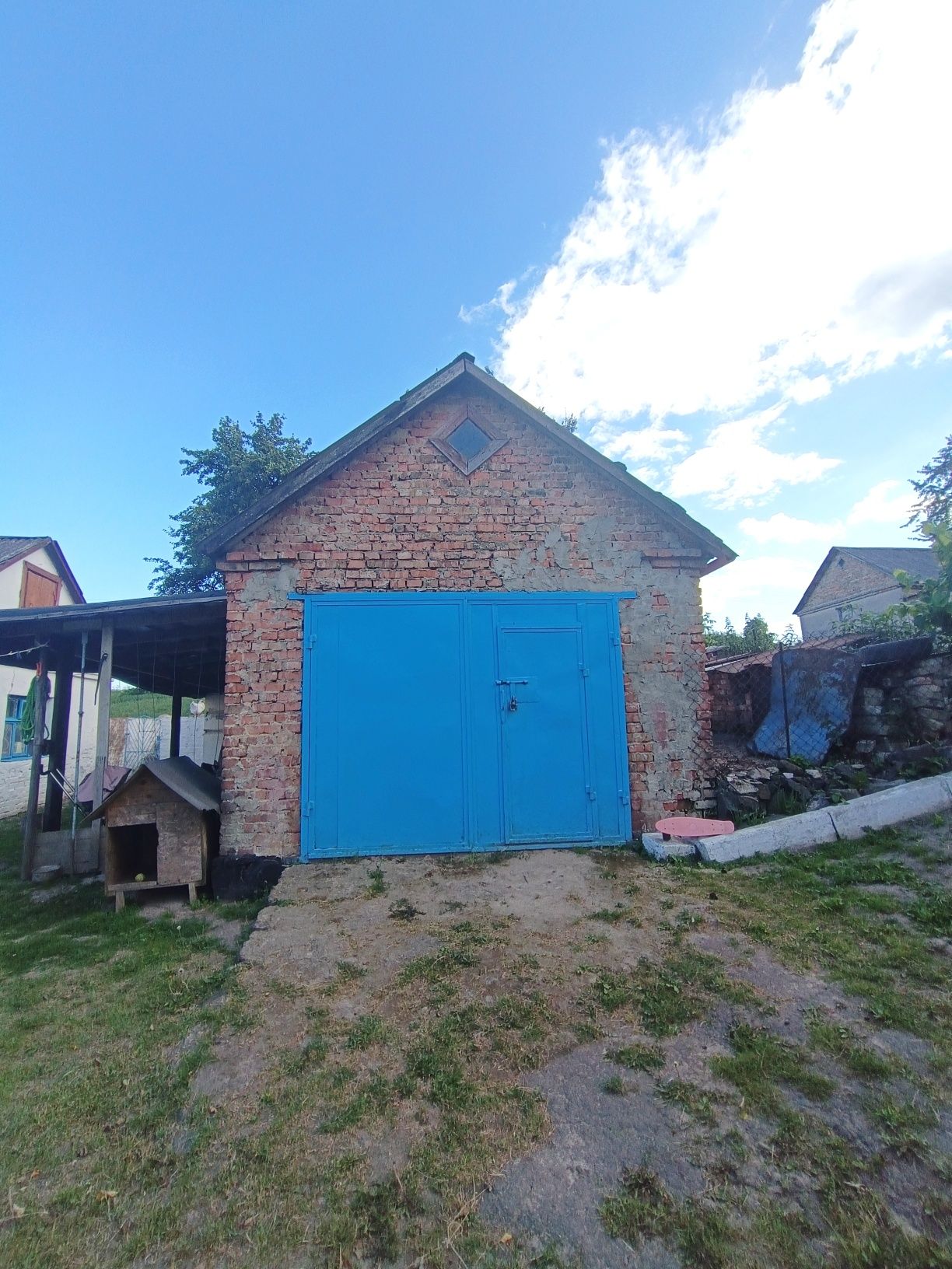 Продам будинок біля міста, село Бармаки, всього 2 км до Рівного!