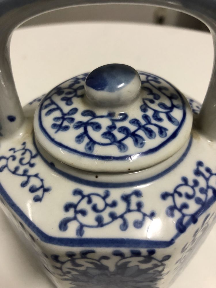 Bule em ceramica - made in china - pintado à mão
