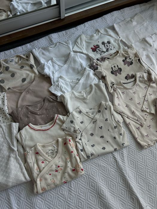 Комплект одягу для дівчинки в пологовий 56/62 розмір