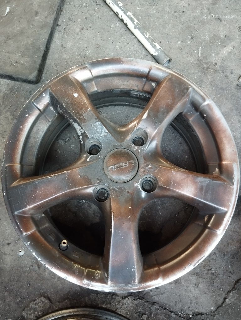 Диски Kia Hyundai Mazda Mitsubishi Nissan R14 4*114,3