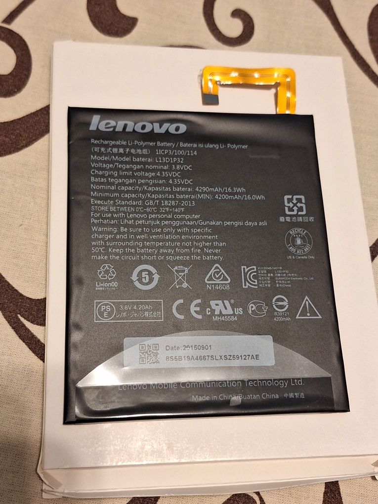 Планшет на деталі Lenovo Tab 2 A8-50F 16GB Black