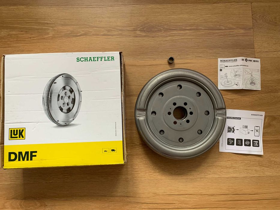 Маховик демпфер LUK 415074009 SKODA GOLF PASSAT B6 ПАССАТ Б6 2.0 DSG 6